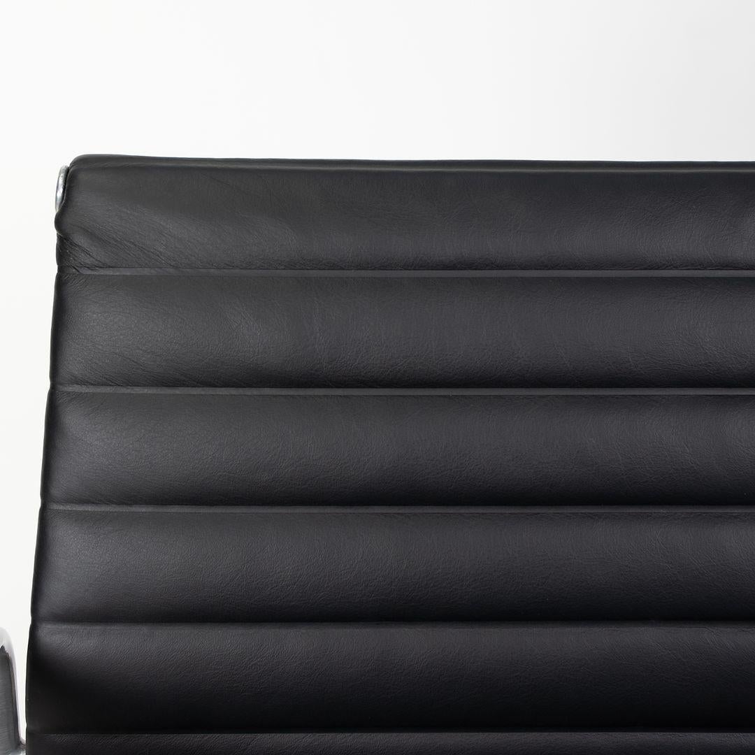 2010s Herman Miller Eames Aluminum Group Management Desk Chair Leather 6x Avail For Sale 1