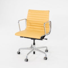 2010s Herman Miller Eames Aluminum Group Management Desk Chair w/ Pneumatic Base