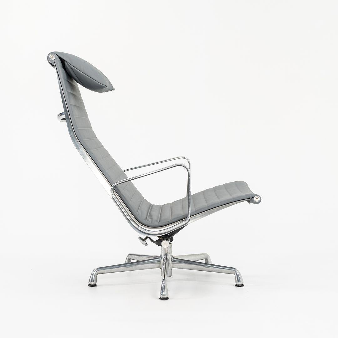 Americano Herman Miller Eames Group Reclining Lounge Chair w/ Pillow del 2010 in alluminio in vendita
