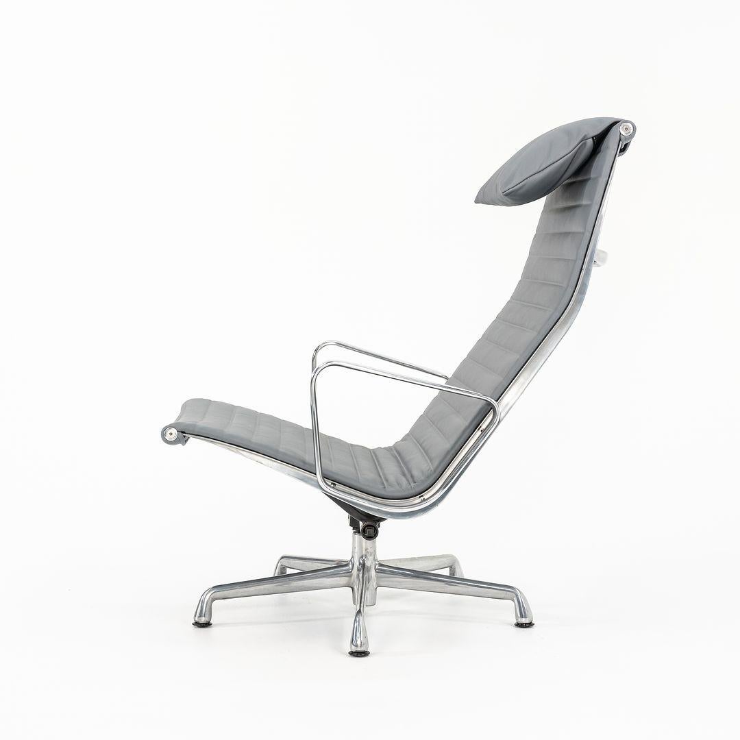 Herman Miller Eames Group Reclining Lounge Chair w/ Pillow del 2010 in alluminio In condizioni buone in vendita a Philadelphia, PA