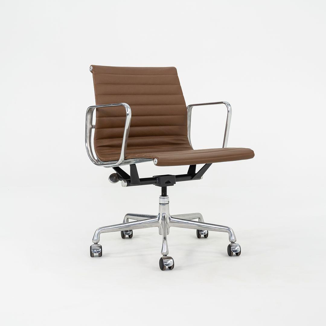 2010s Herman Miller Eames Aluminum Management Desk Chair Chocolate Brown Leather 4