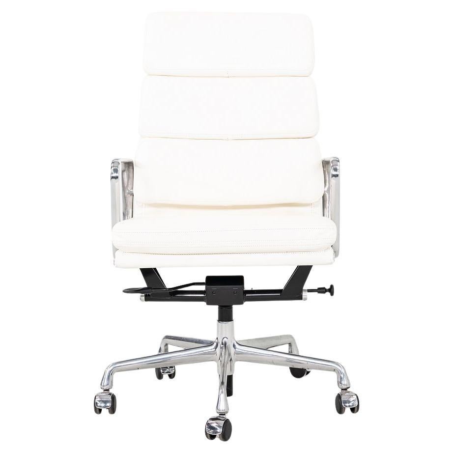 2010s Herman Miller Eames Soft Pad Executive Desk Chair in White Leather