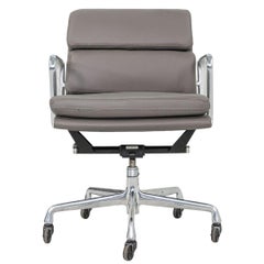 2010er Herman Miller Eames Soft Pad Management-Schreibtischstuhl in Grau mit handgefertigtem Untergestell