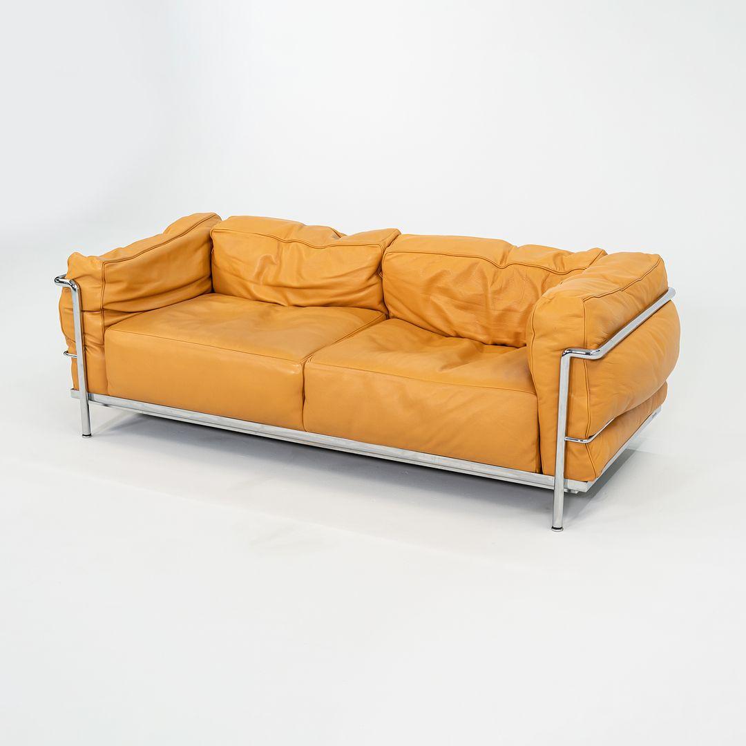 Divano / Divano a due posti / Divano a due posti in Cognac di Le Corbusier per Cassina LC3 del 2010 in vendita 3