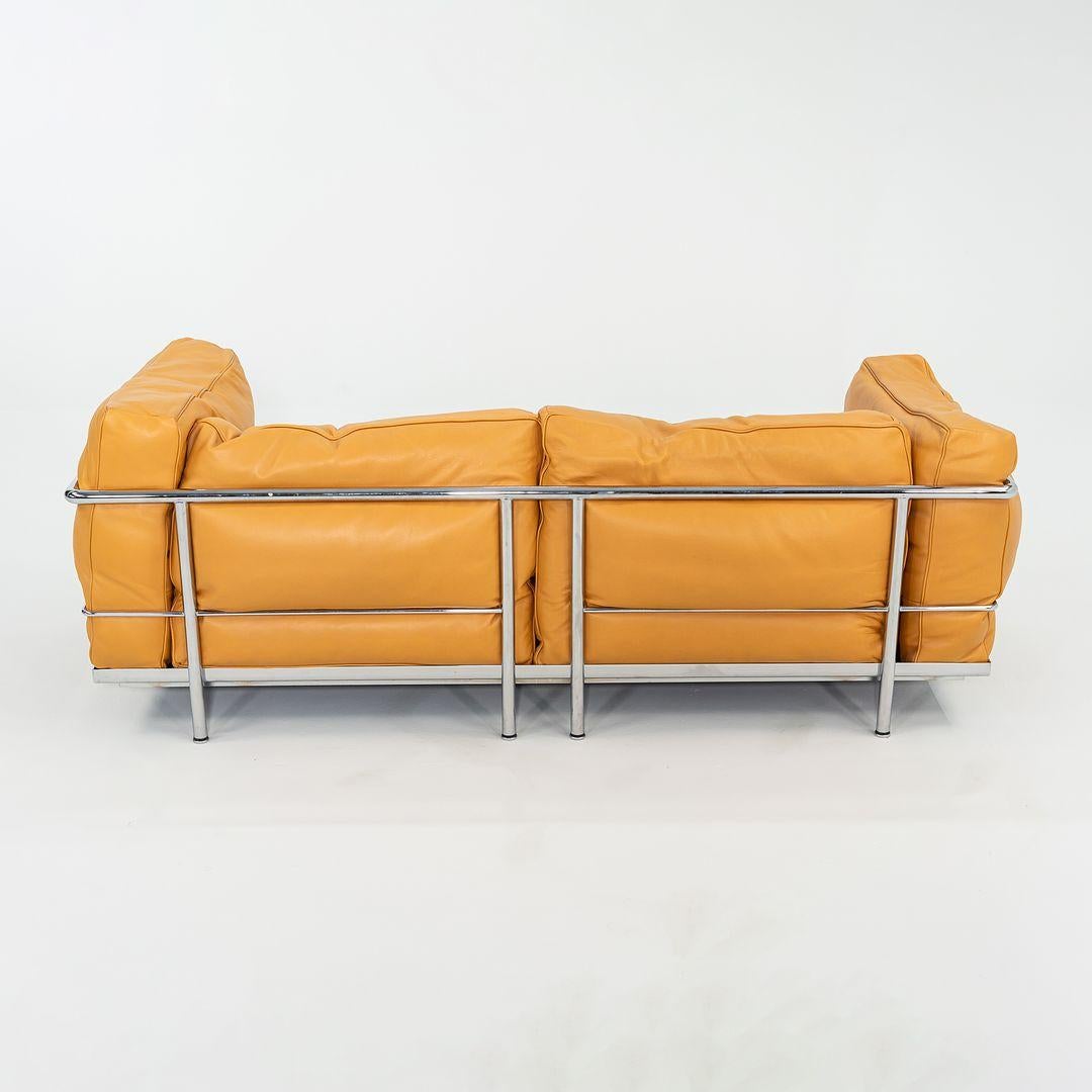 Pelle Divano / Divano a due posti / Divano a due posti in Cognac di Le Corbusier per Cassina LC3 del 2010 in vendita