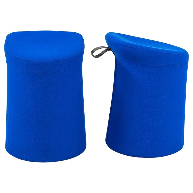 2010s Tabouret bas Lilla 2.0 en tissu bleu royal par Patrick Norguet pour Artifort en vente