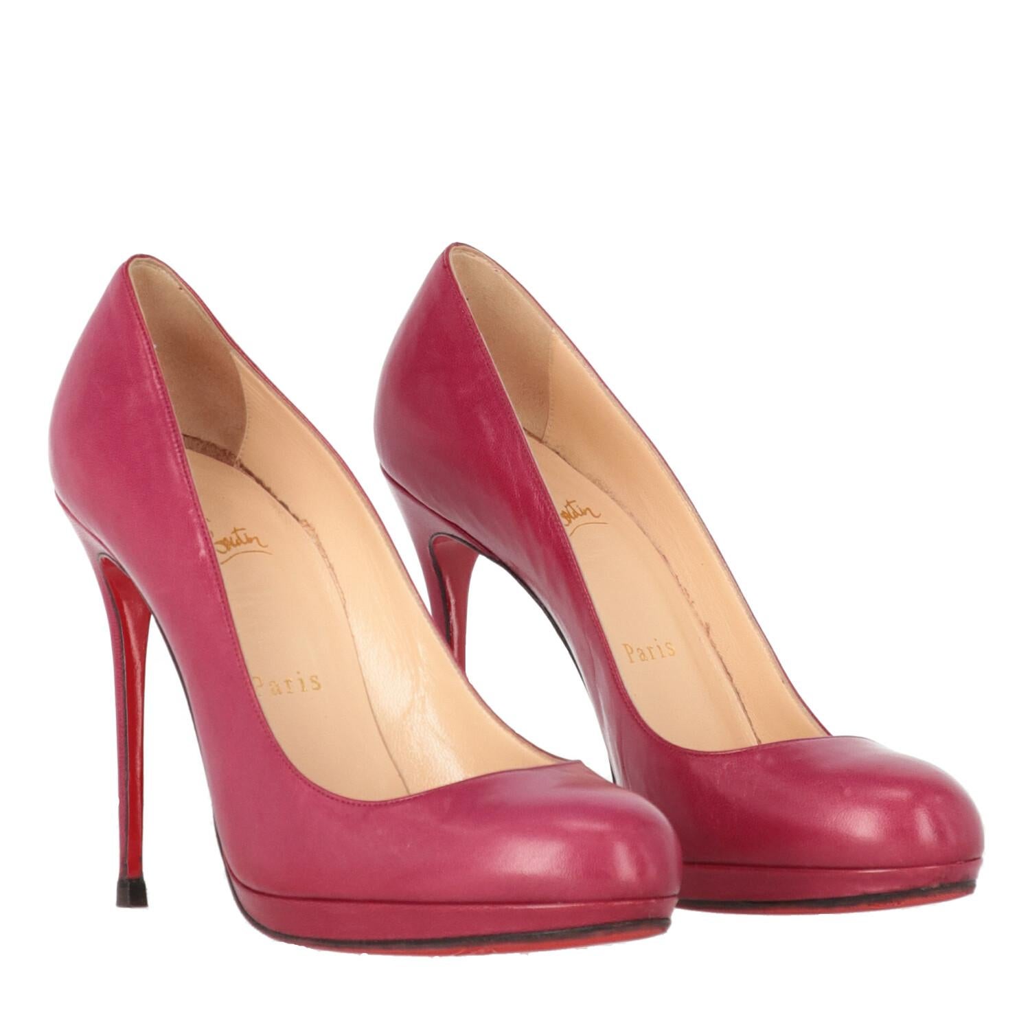 2010s Louboutin Fuchsia Decolleté In Good Condition In Lugo (RA), IT