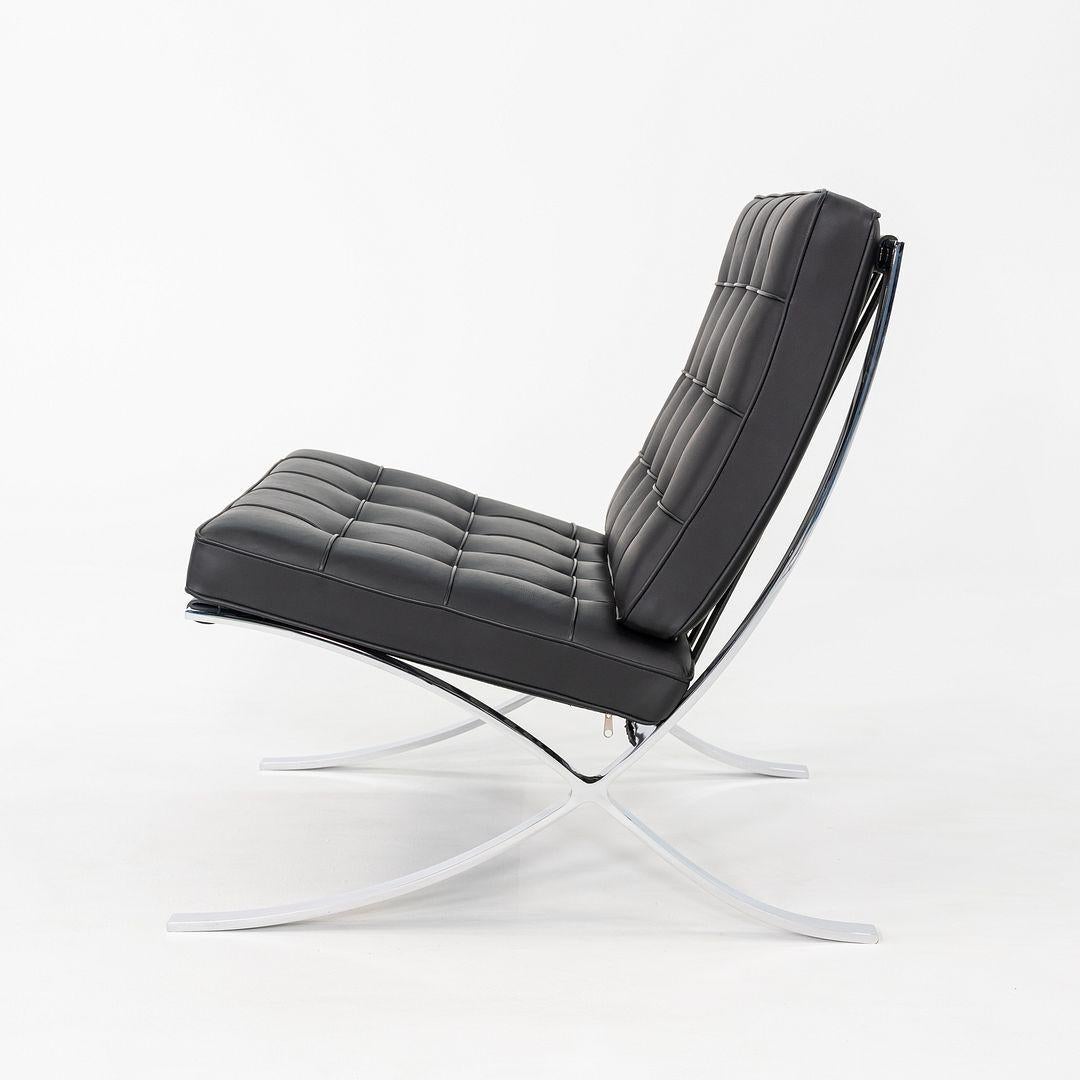 2010er Mies van der Rohe für Knoll Barcelona Loungesessel mit Ottomane / Hocker im Angebot 3
