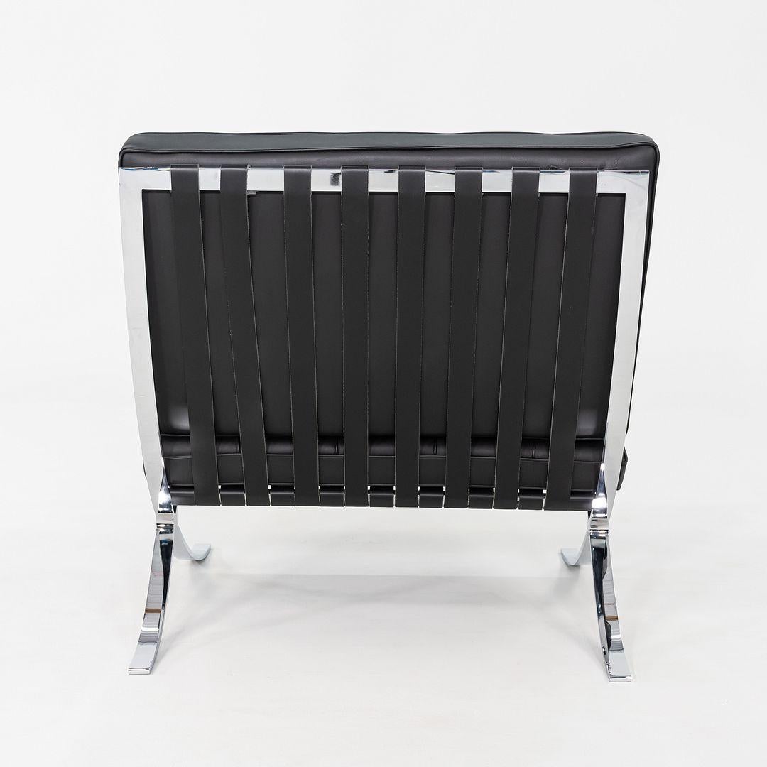 2010er Mies van der Rohe für Knoll Barcelona Loungesessel mit Ottomane / Hocker im Angebot 1