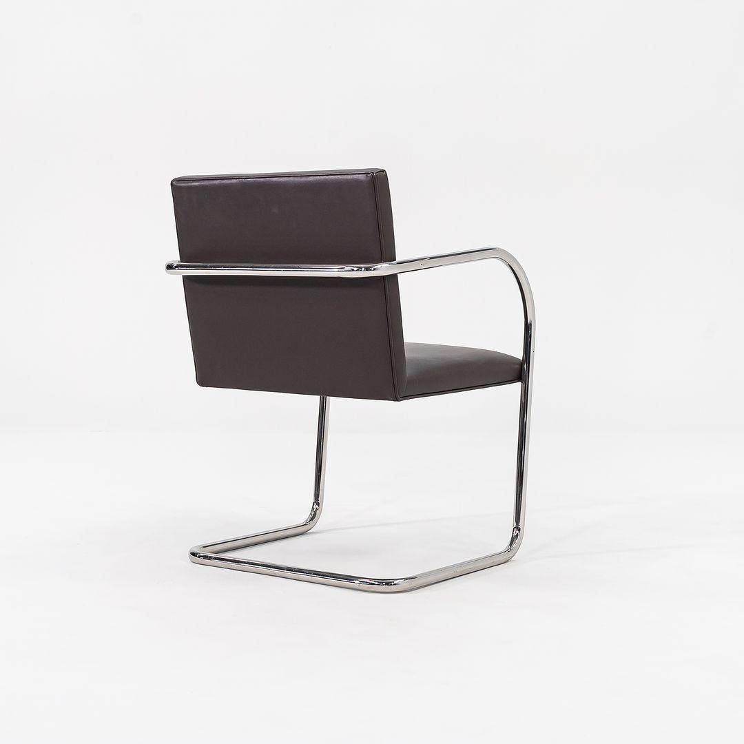 2010s Mies van der Rohe Chaises de salle à manger tubulaires Brno en cuir Brown Modèle 245 en vente 3