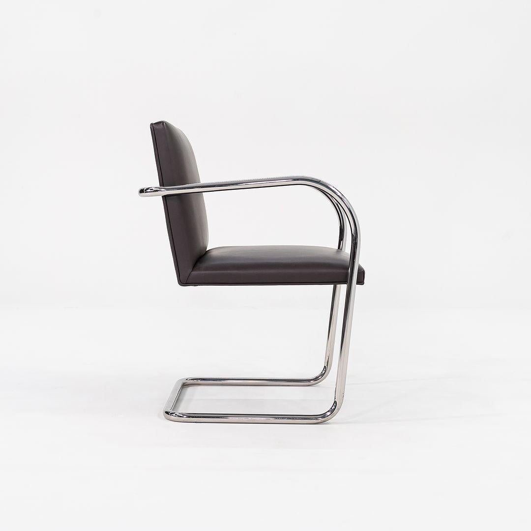 Américain 2010s Mies van der Rohe Chaises de salle à manger tubulaires Brno en cuir Brown Modèle 245 en vente