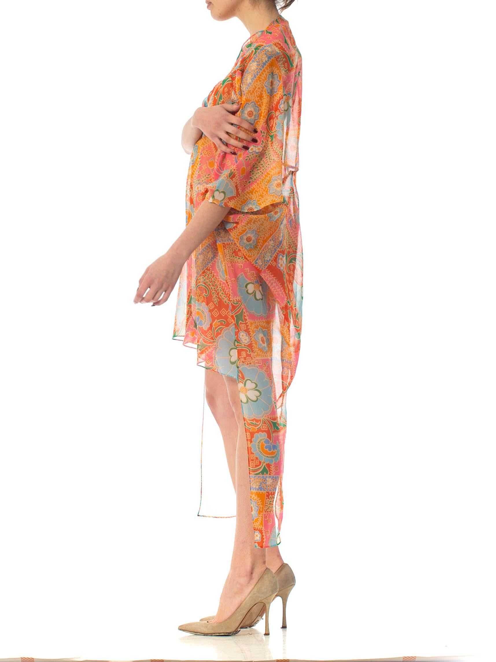 MORPHEW COLLECTION Psychedelic Polyester Organza Beach Cover-Up Cocoon In Excellent Condition In New York, NY