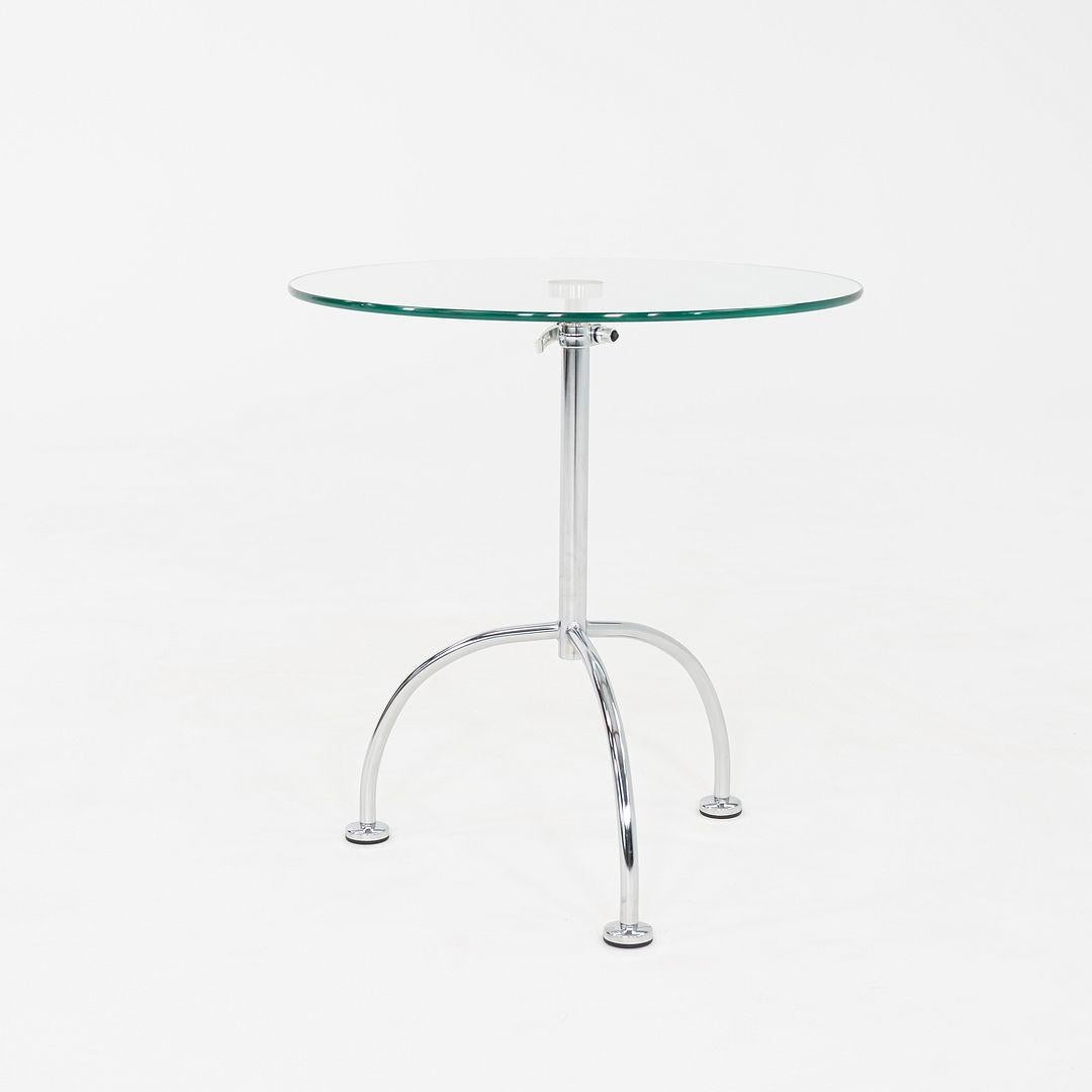 2010s Pair of Chromed Steel and Glass Adjustable Side Tables en vente 2