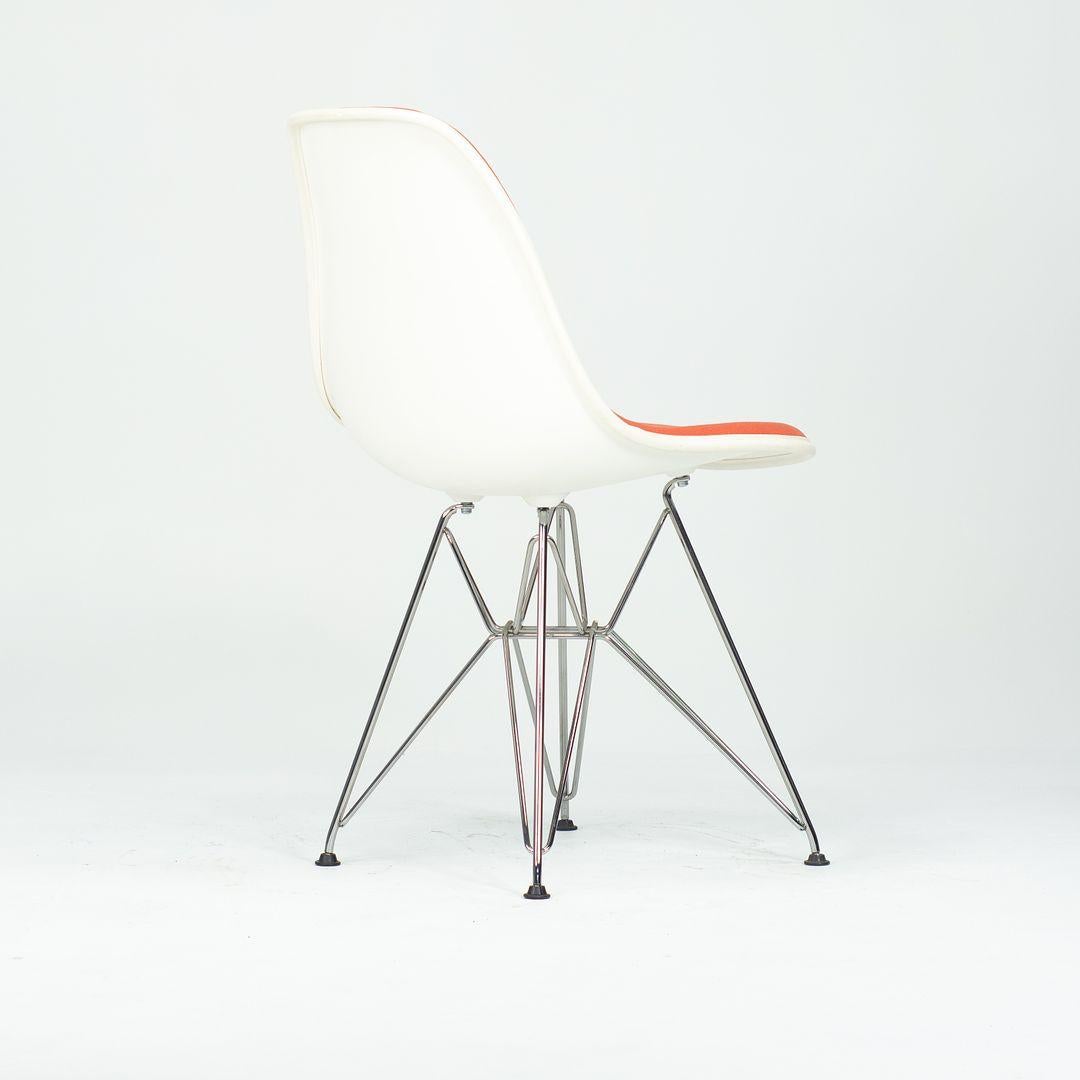 Moderne 2010s Pair of Herman Miller Eames Dining Side Shell Chairs w/ Orange Upholstery en vente