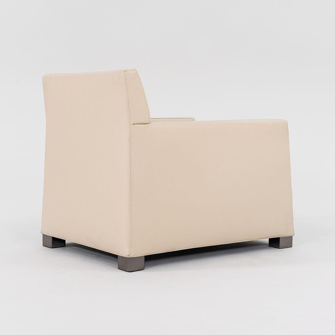 2010er Paar Minotti Club Lounge Sessel in Ecru Leder von Rodolfo Dordoni im Zustand „Gut“ im Angebot in Philadelphia, PA