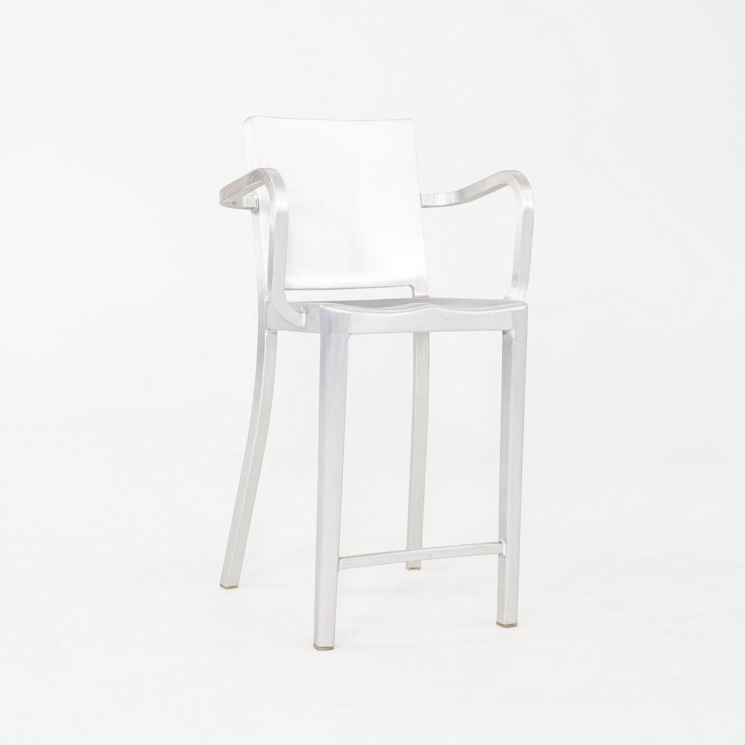 2010s Paire de tabourets de comptoir Philippe Starck pour Emeco Hudson en aluminium avec accoudoirs en vente 4