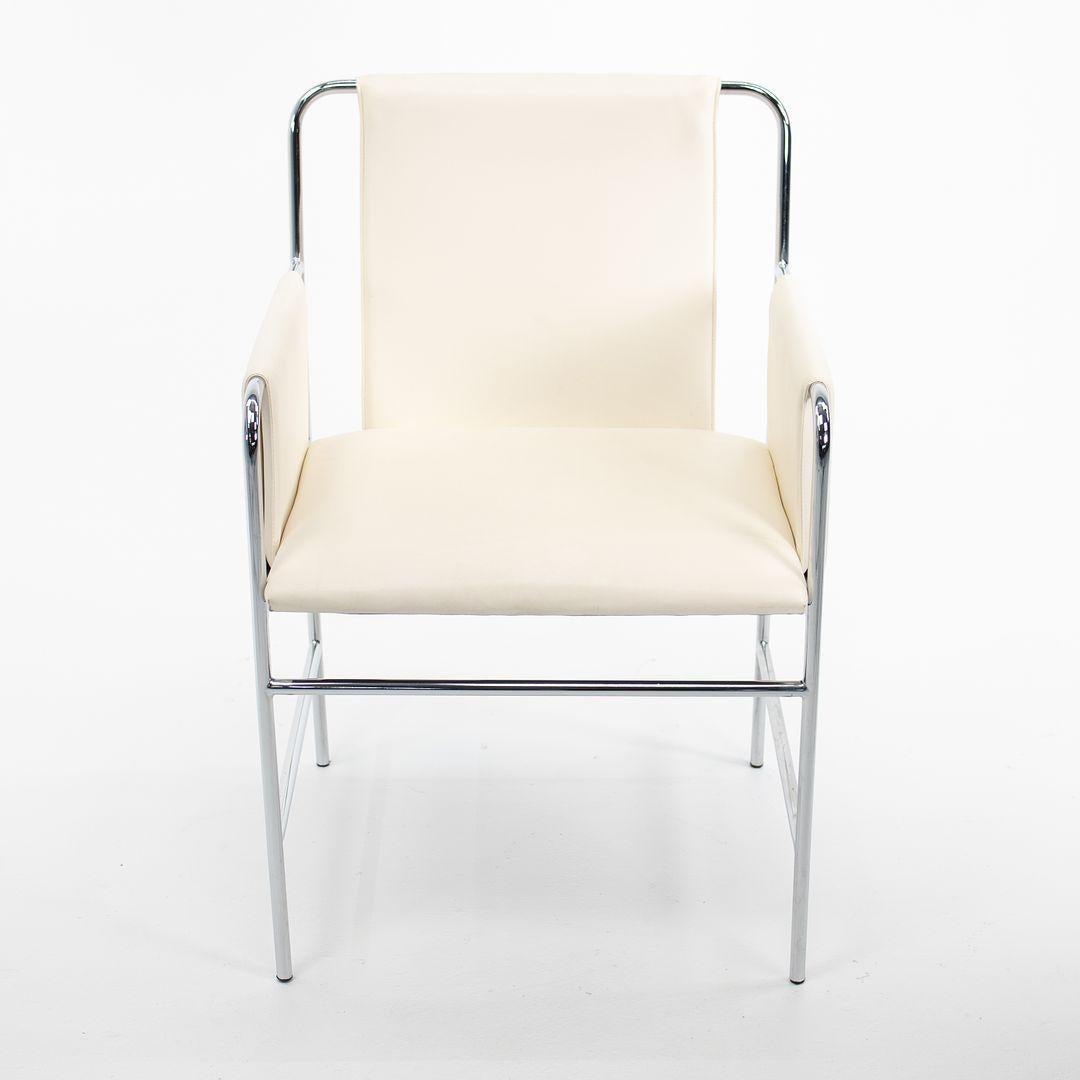 2010s Paire de chaises The Bennetts for Geiger Envelope Chairs en cuir blanc et chrome Bon état - En vente à Philadelphia, PA
