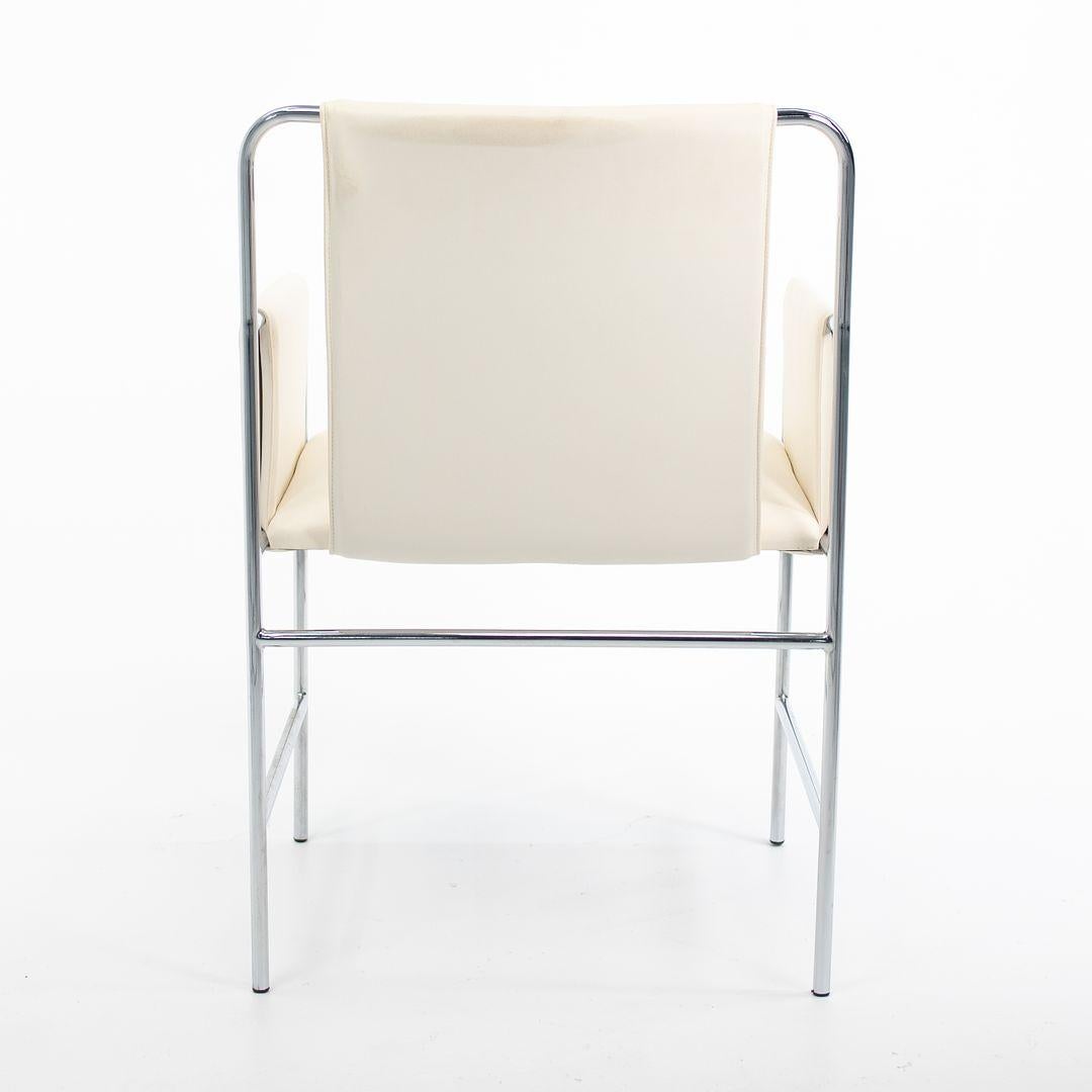 Acier 2010s Paire de chaises The Bennetts for Geiger Envelope Chairs en cuir blanc et chrome en vente