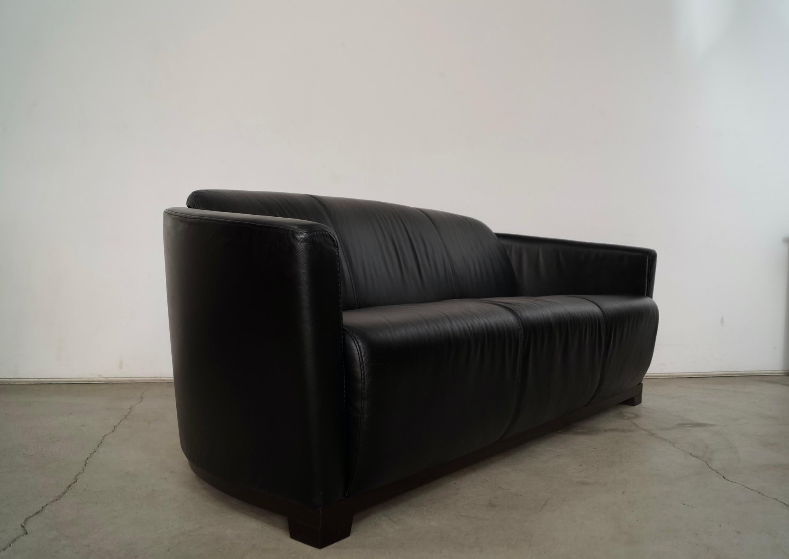 Postmodernes italienisches Ledersofa im Art-déco-Stil von Calia Italia aus dem Jahr 2010 im Angebot 7