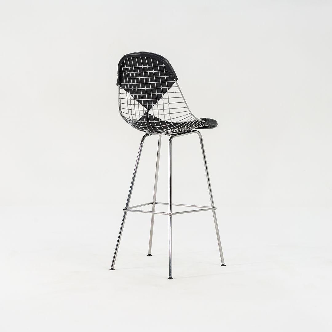2010s Ray and Charles Eames for Herman Miller Wire Bar Stool w/ Bikini Pad (tabouret de bar en fil de fer) en vente 1
