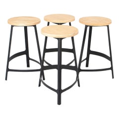 2010s Sean Dix Factory Counter Stool en acier et contreplaqué 4x Disponible