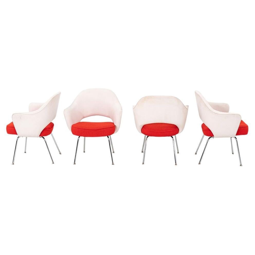 2010s Set of 4 Eero Saarinen for Knoll Executive Arm Chairs in Two-Toned Fabric