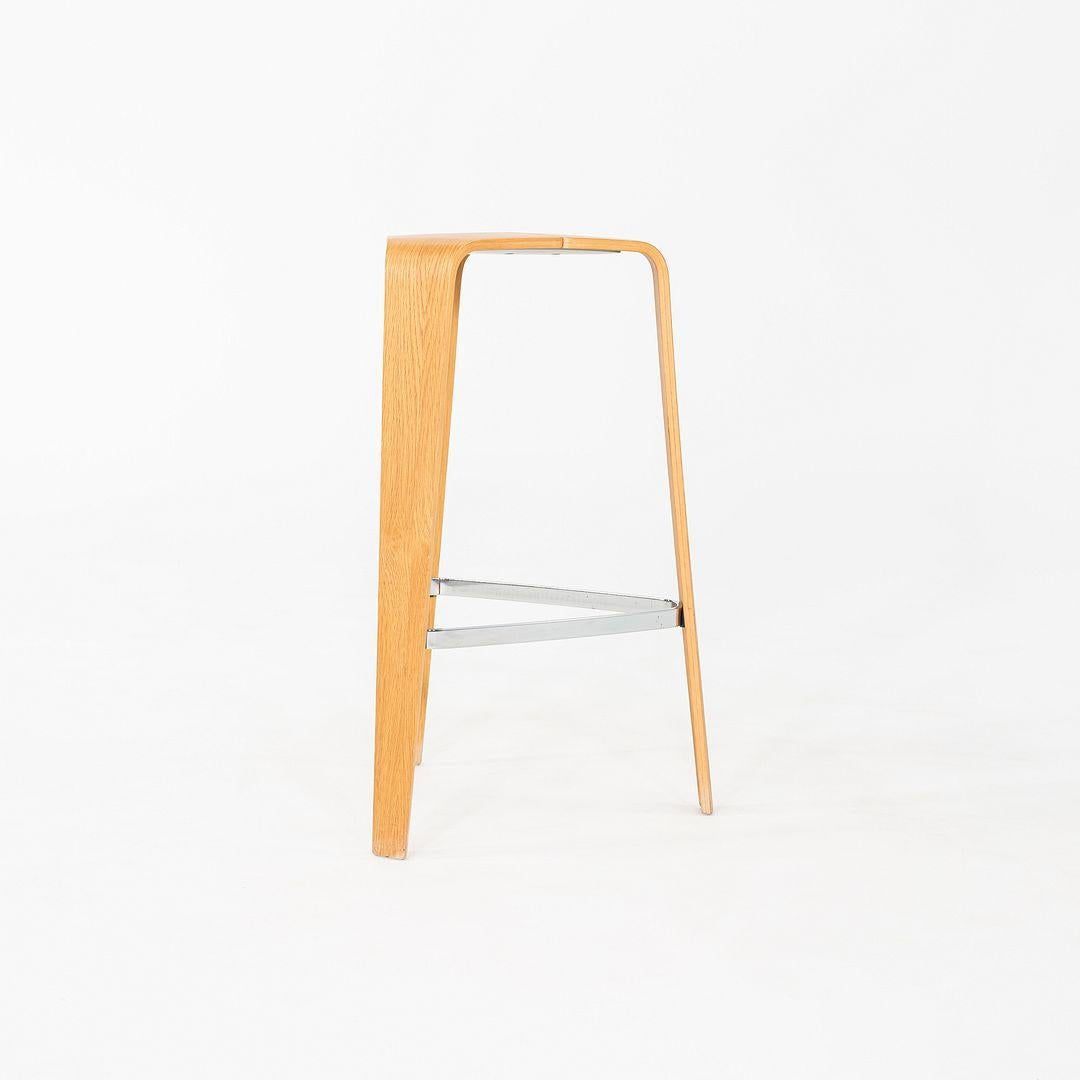 2010s Set of Four Tre Bar Stools by Jehs & Laub for Davis in Oak Bon état - En vente à Philadelphia, PA