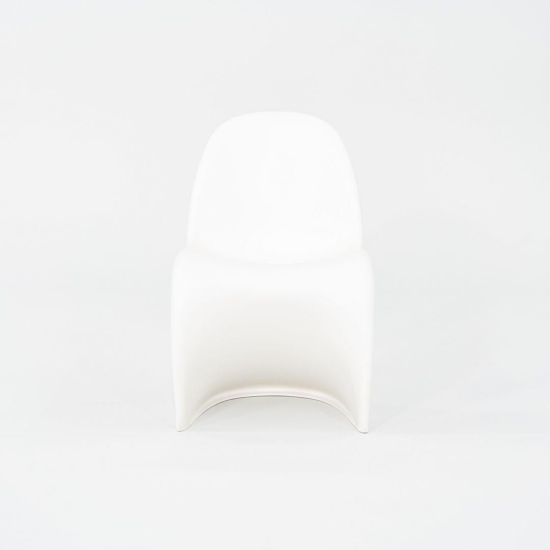 Moderne 2010s Set of Six Verner Panton for Vitra Dining Chairs in White en vente