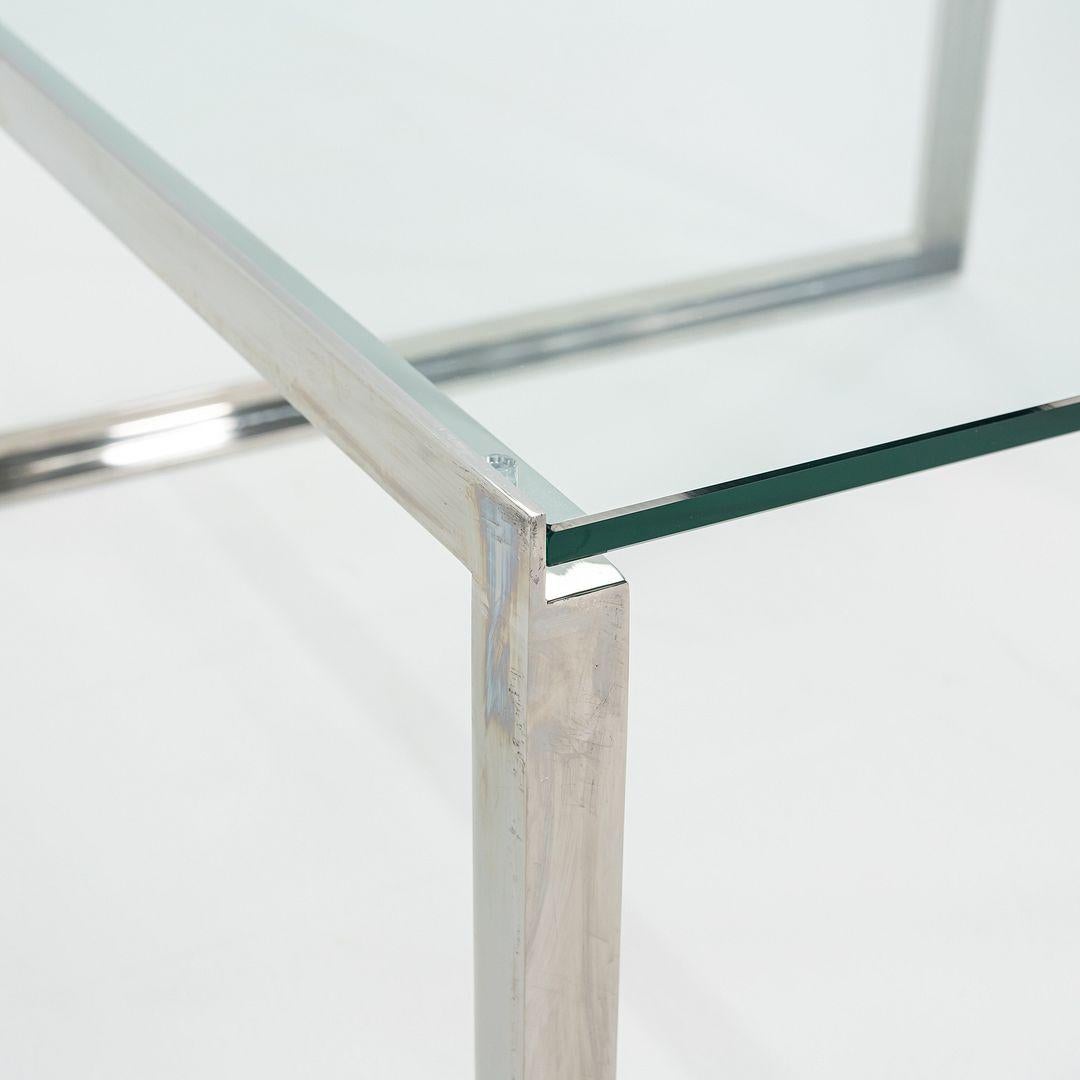2010s Shelton Table d'appoint pour café SM en acier inoxydable avec plateau en verre 30 en vente 4