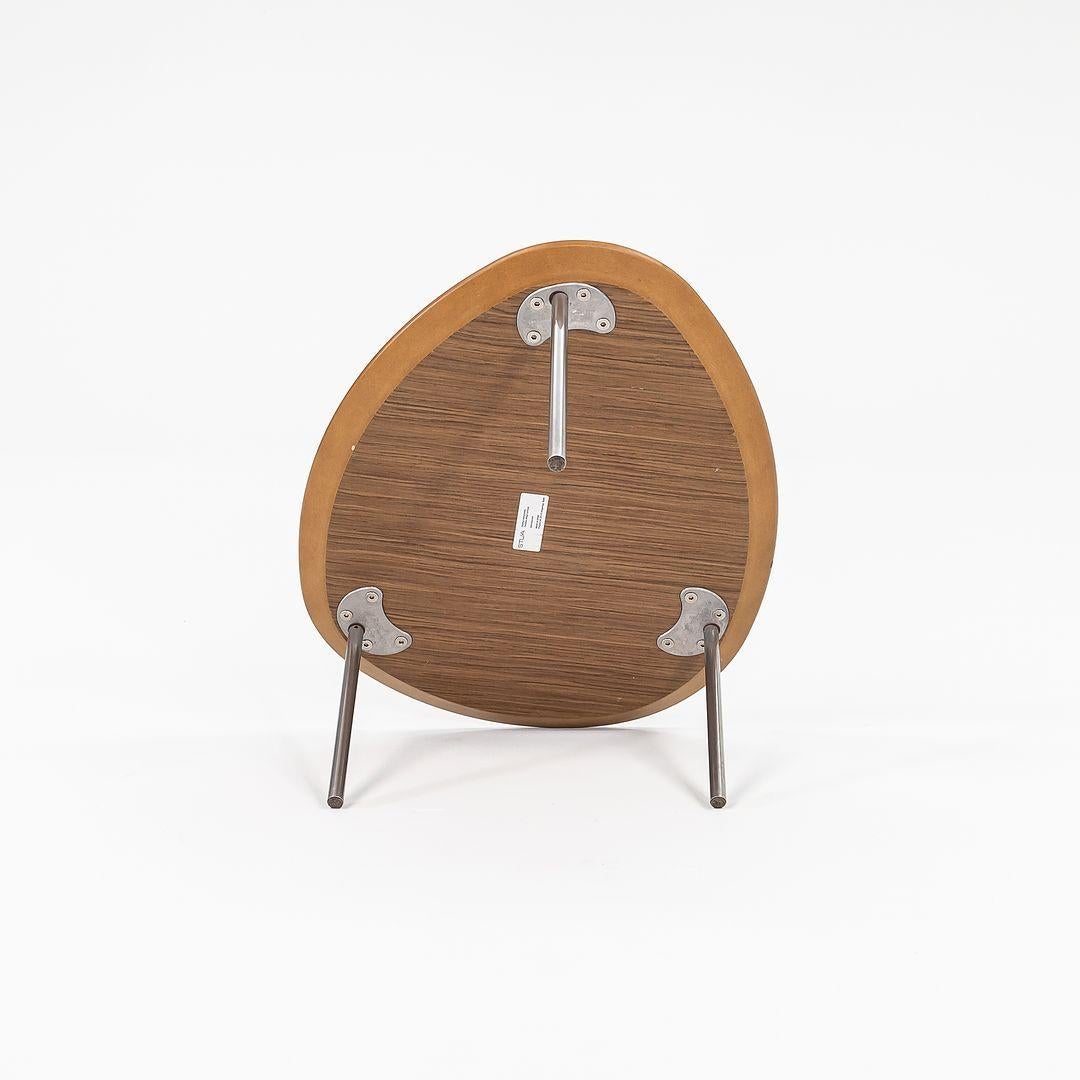 2010s STUA Table basse / d'appoint avec pieds en acier inoxydable Made in Spain en vente 3
