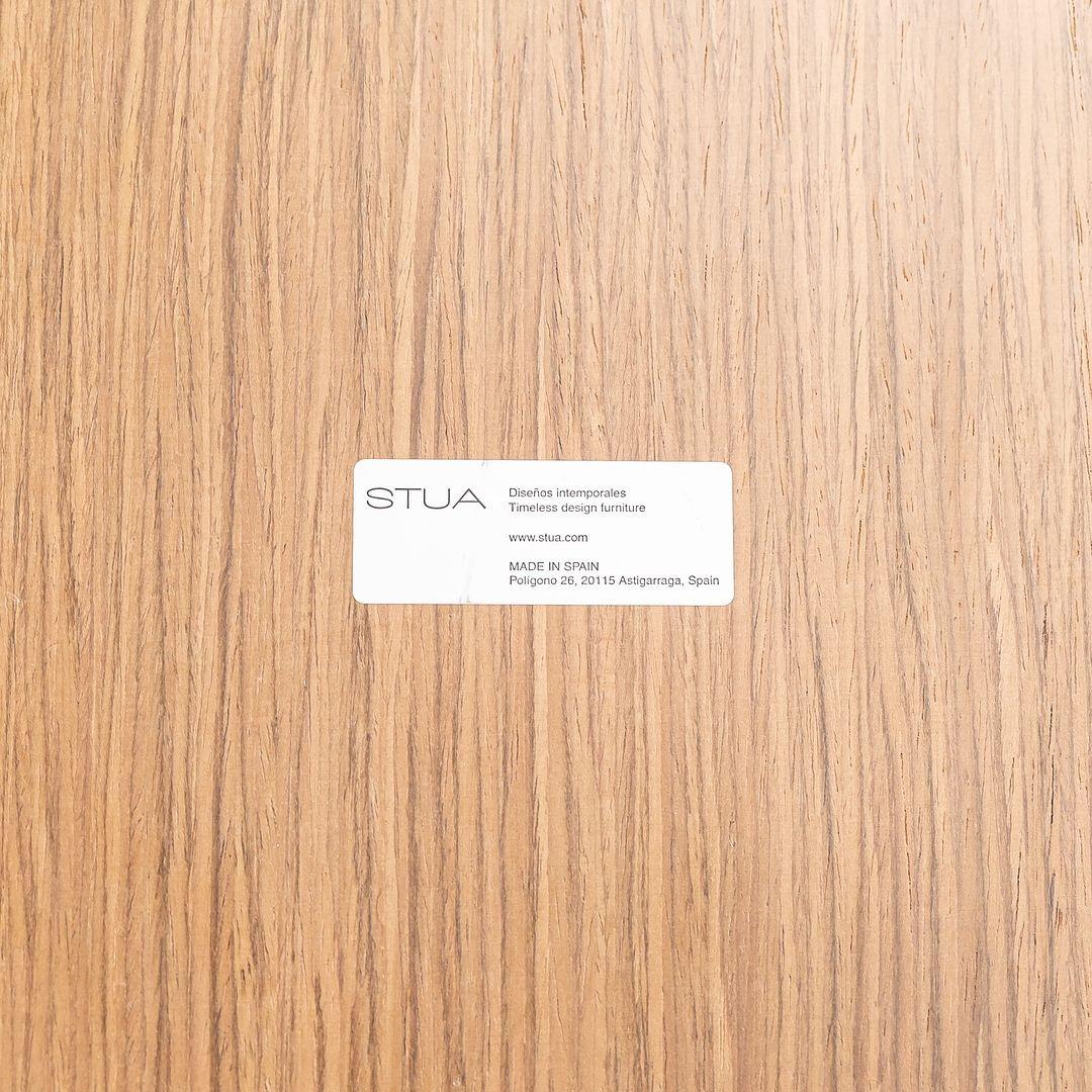 2010s STUA Table basse / d'appoint avec pieds en acier inoxydable Made in Spain en vente 5