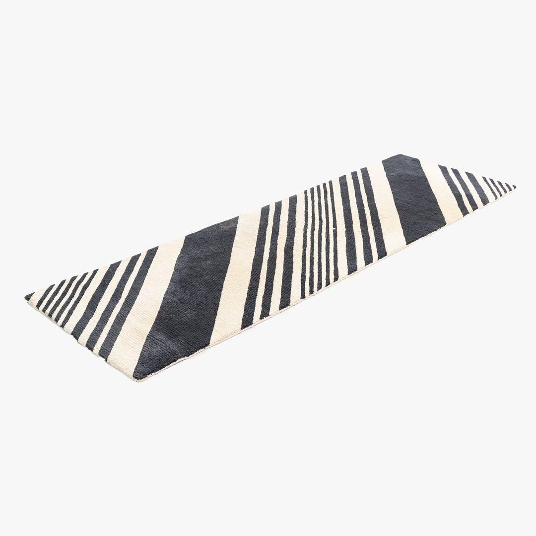 2010s Sue Timney für The Rug Company Bias Cut Teppich 96x30