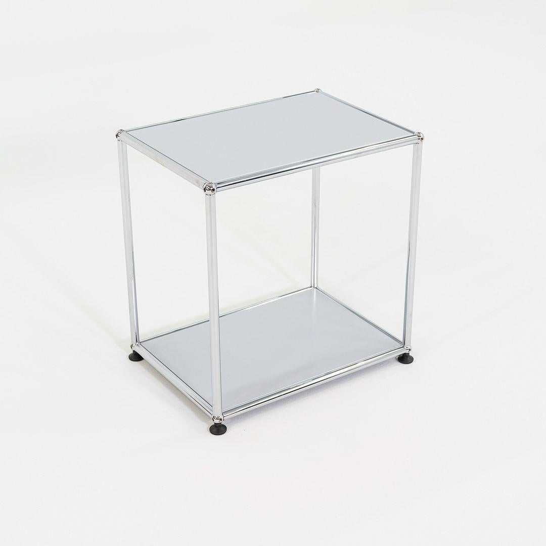 Acier 2010s USM Haller Second Cycle Side / End Table in Matte Silver 20 x 14 x 21 en vente