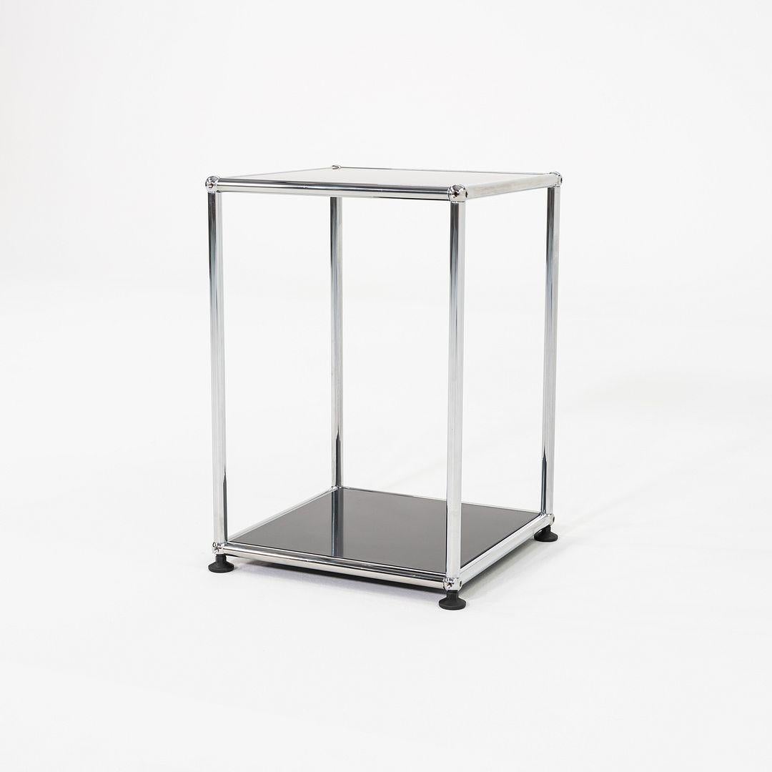 Acier 2010s USM Haller Table d'appoint de second cycle en noir 14 x 14 x 21 en vente