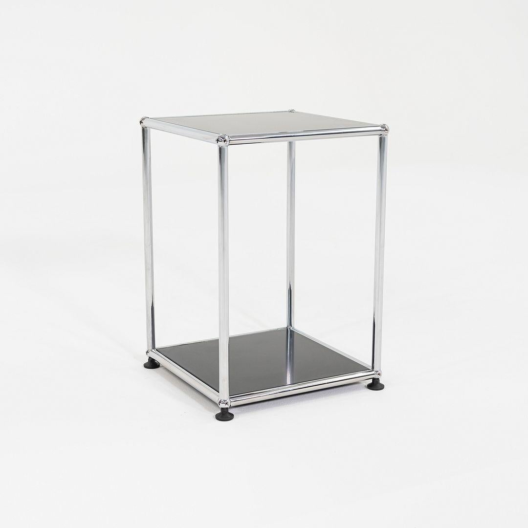 2010s USM Haller Table d'appoint de second cycle en noir 14 x 14 x 21 en vente 2
