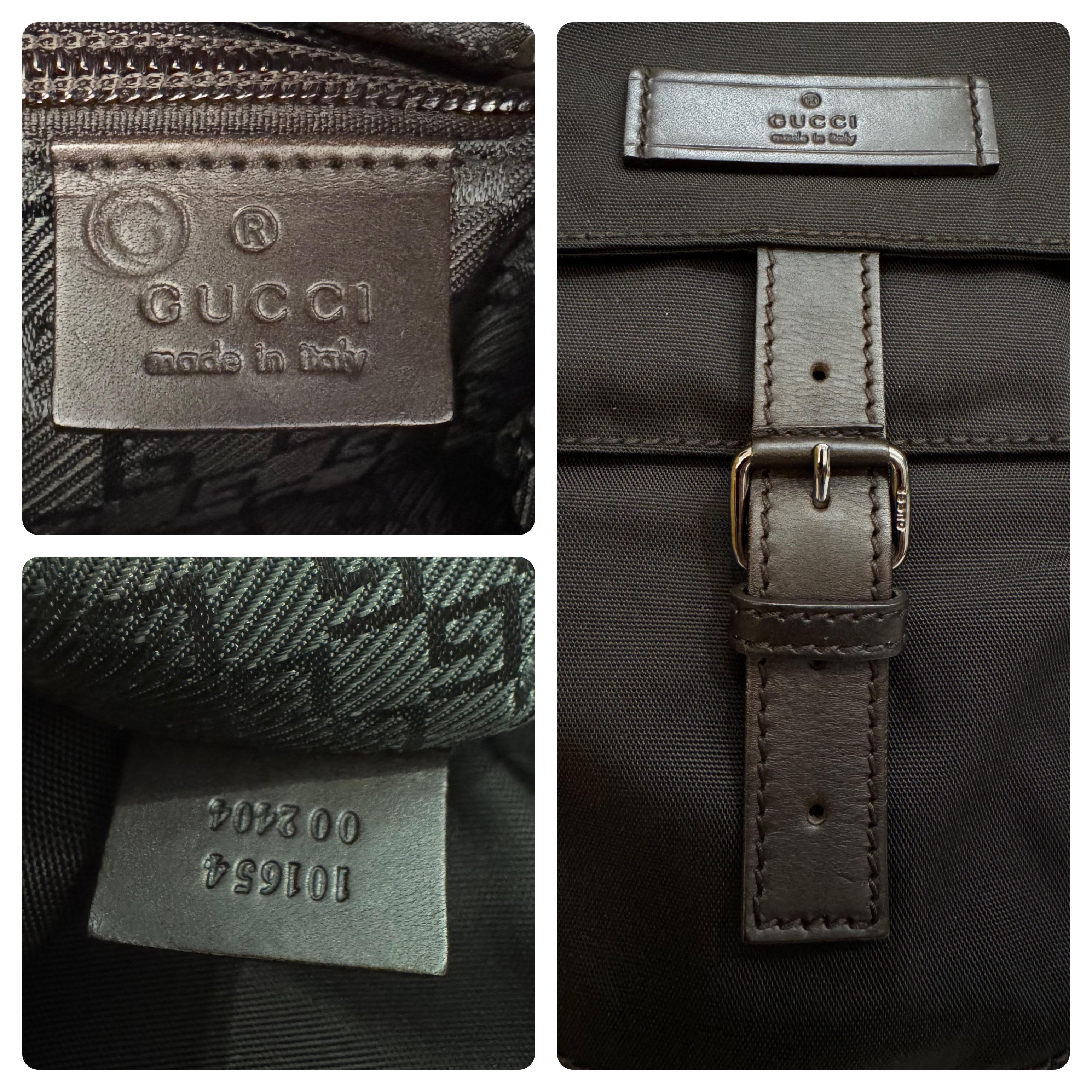 Women's or Men's 2000s Vintage GUCCI Canvas Messenger Bag Chocolate Brown For Sale