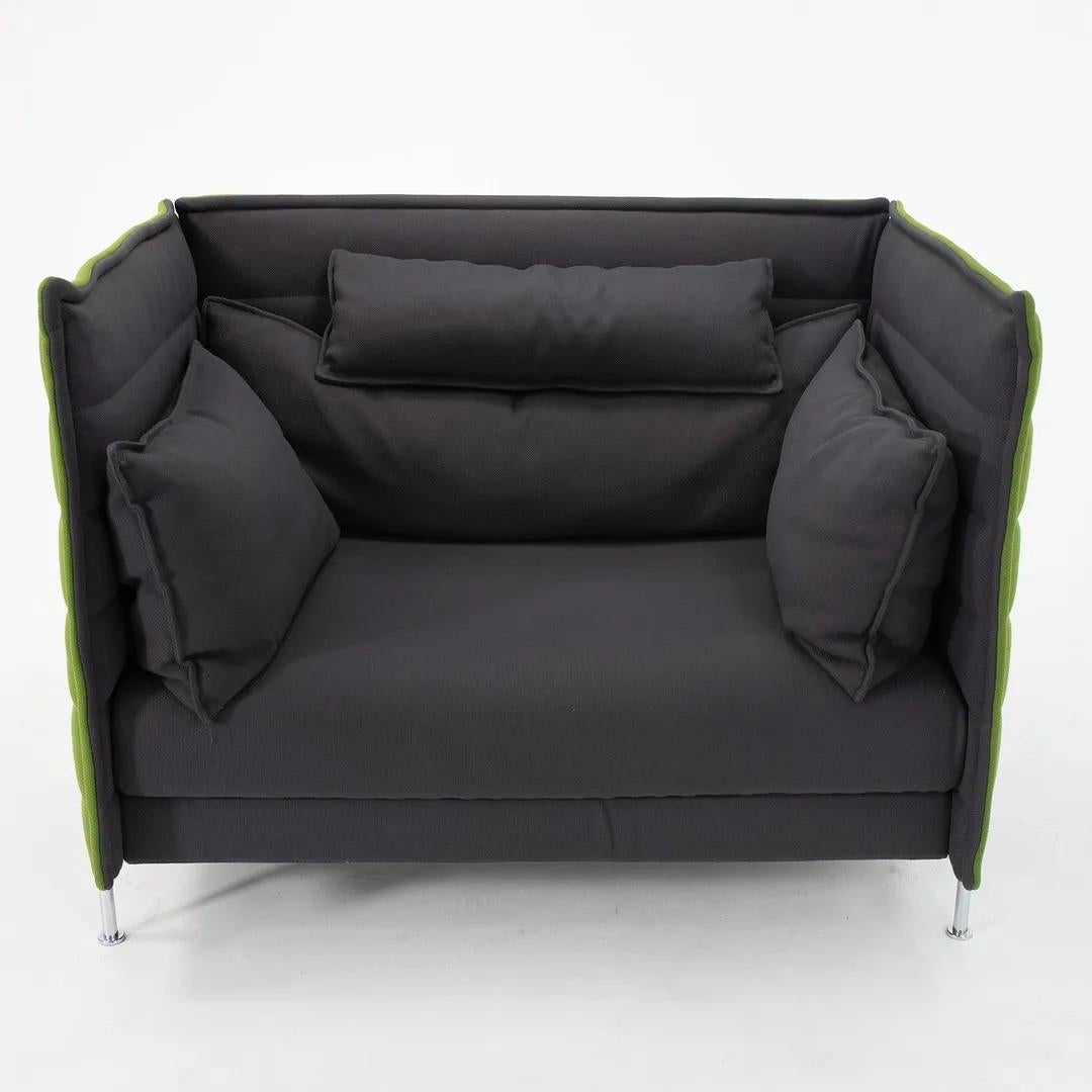 2010er Vitra Alcove Love Seat in Fabric von Ronan und Erwan Bouroullec im Zustand „Gut“ im Angebot in Philadelphia, PA