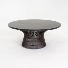 Table basse des années 2010 Warren Platner pour Knoll avec base en bronze et plateau en marbre de 36 pouces