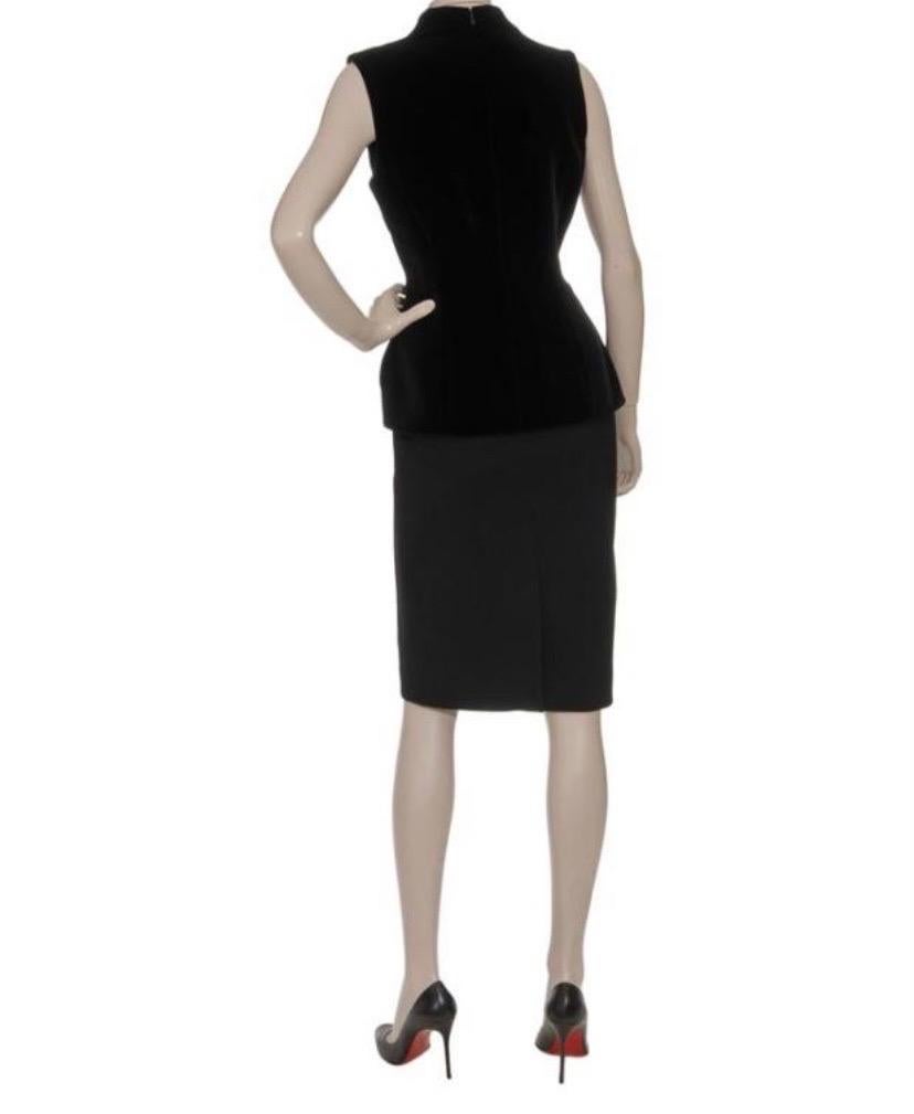 2011 Alexander McQueen Black Velvet Bodice Dress 44 - 8 NWT In New Condition For Sale In Montgomery, TX