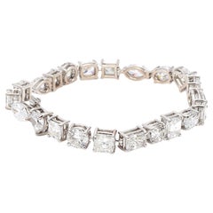 20.11 Carat Mix Cust D-G VS2-I1 Diamond 18 Karat White Gold Tennis Bracelet