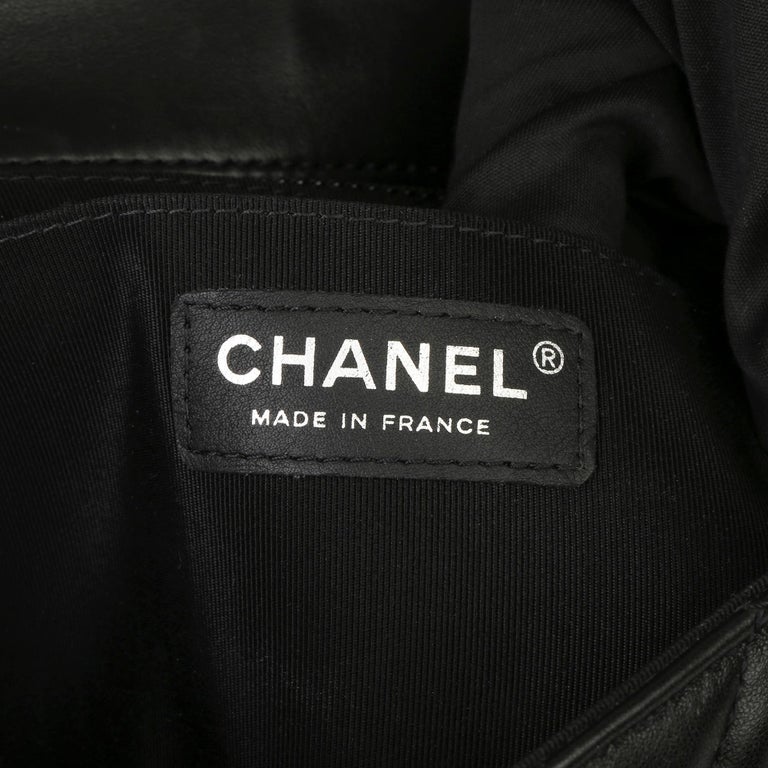 Chanel Pre-owned 2011 Medium Classic Flap Ladybug Shoulder Bag