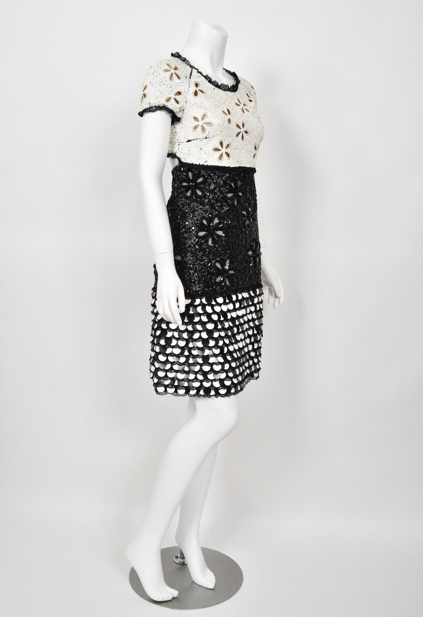 2011 Chanel by Karl Lagerfeld Runway Sample Black & White Beaded Sequin Dress For Sale 7