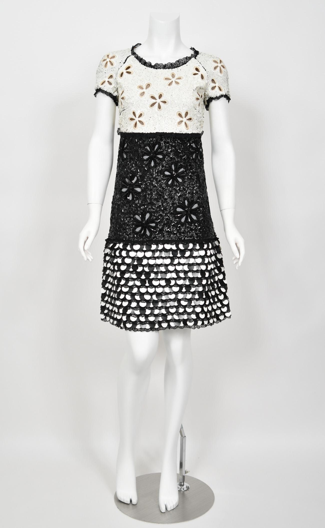 2011 Chanel by Karl Lagerfeld Runway Sample Black & White Beaded Sequin Dress For Sale 1