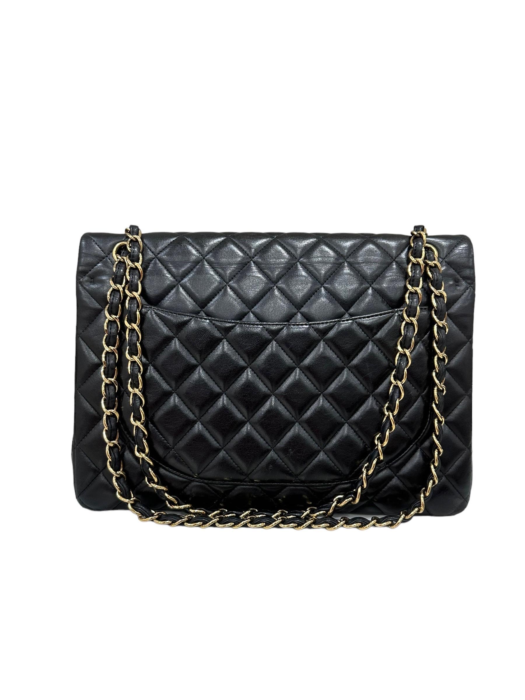 Women's or Men's 2011 Chanel Timeless Maxi Jumbo Black Leather Top Shoulder Bag
