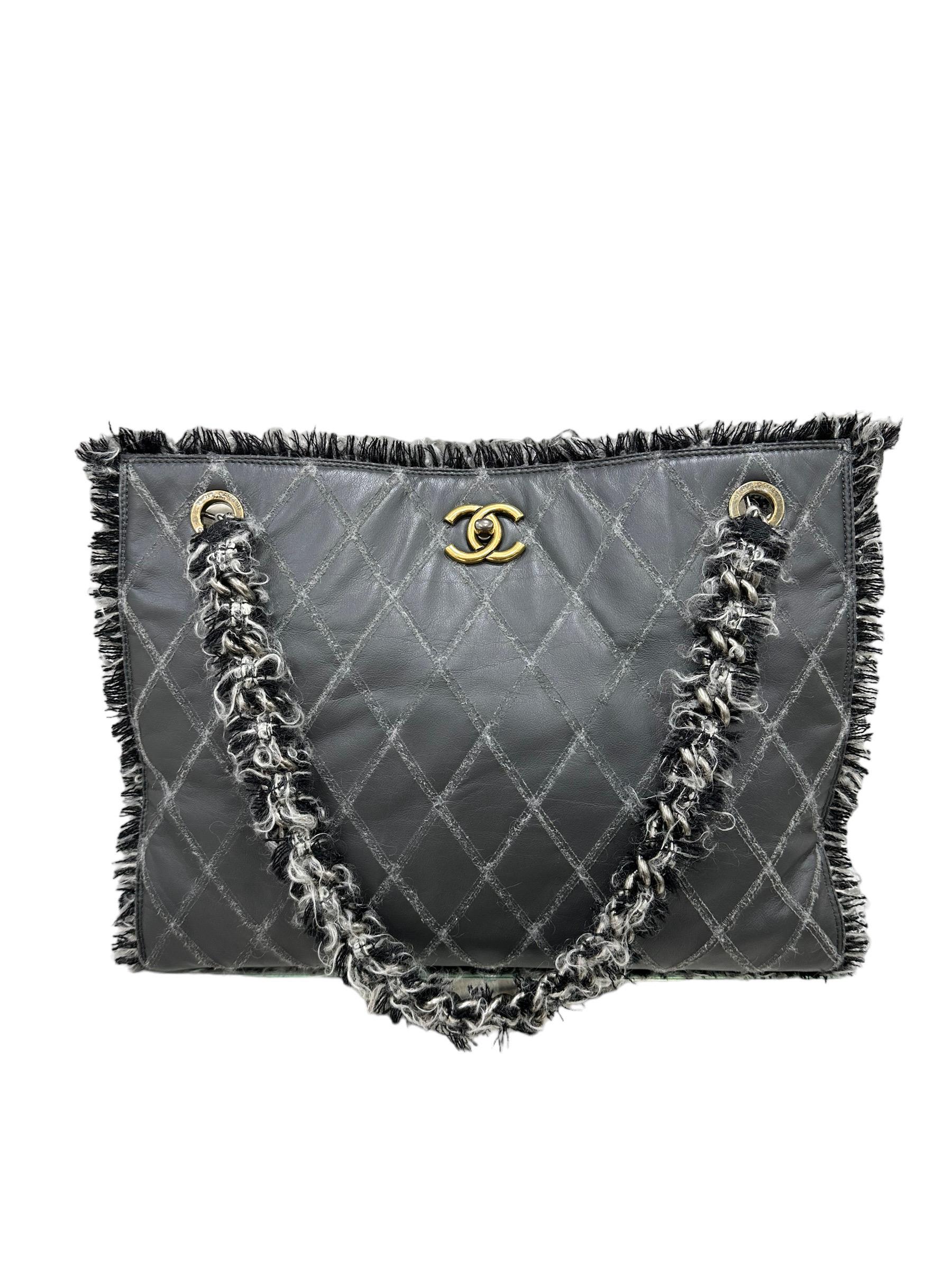 2011 Chanel Tweed Grey Tote Bag For Sale 7