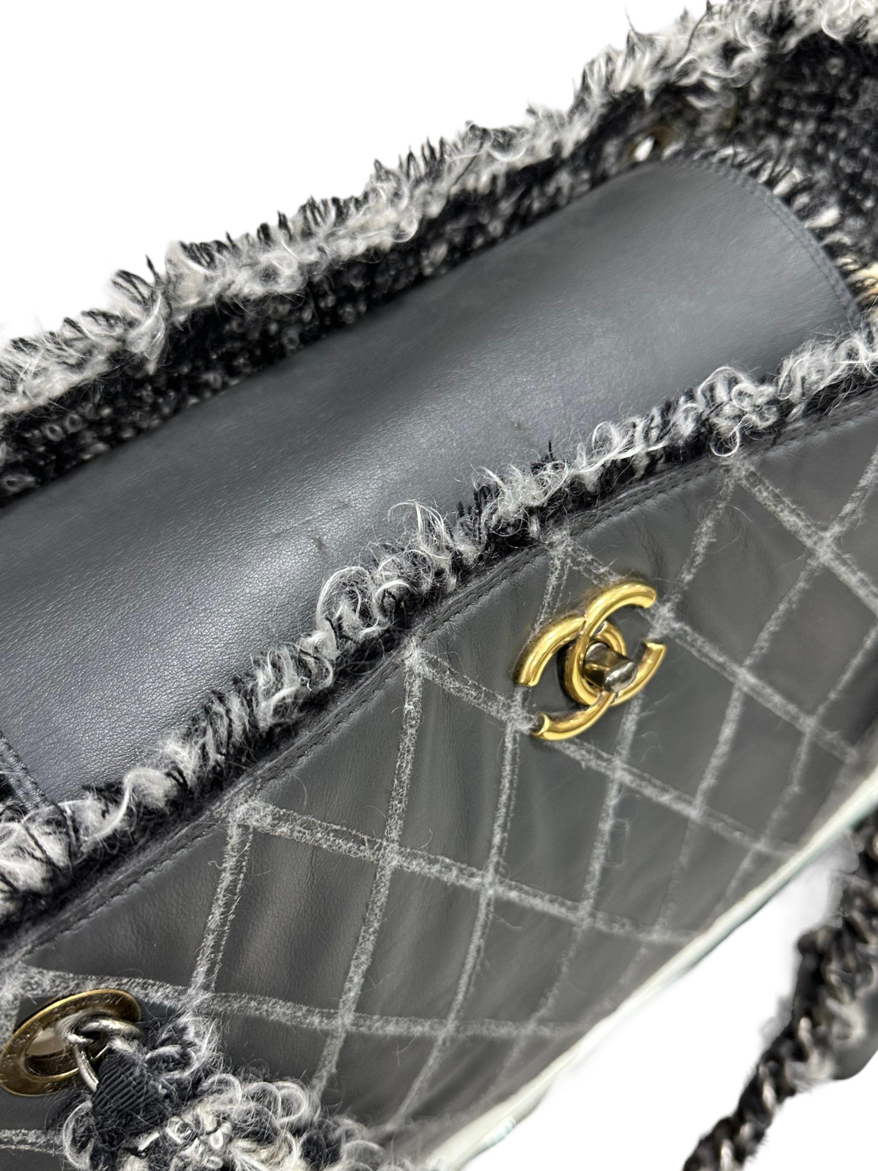 2011 Chanel Tweed Grey Tote Bag For Sale 9