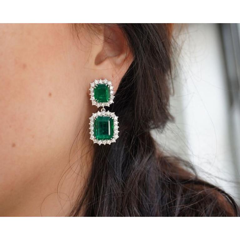 20.11 Ct Emerald Dangle Earrings For Sale 10
