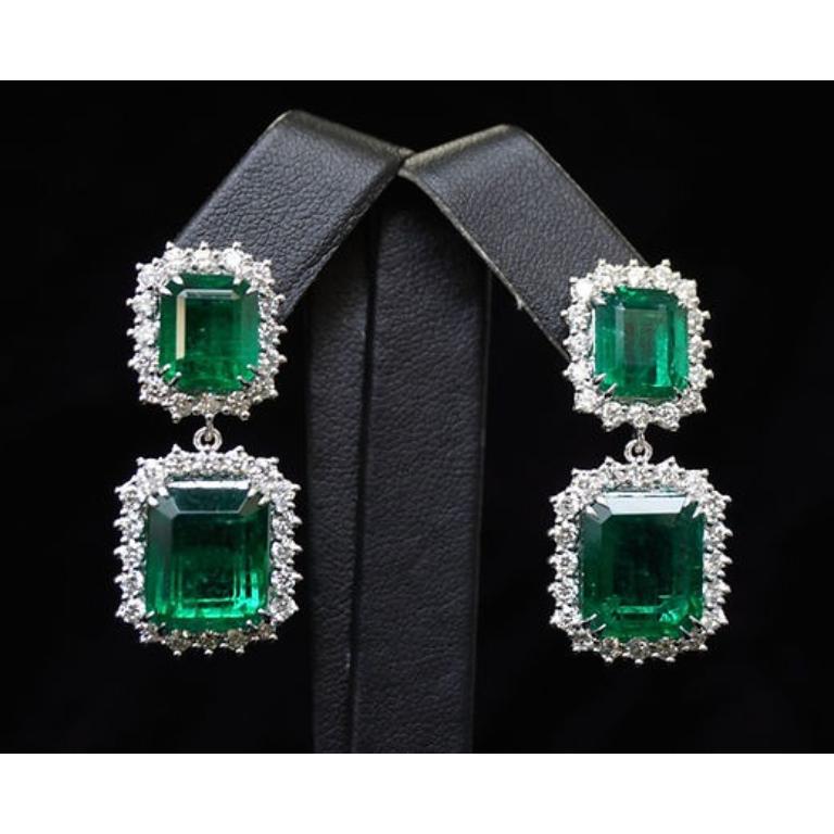 Emerald Weight: 20.11 CT, Diamond Weight: 2.52 CT 72 pcs 2mm, Metal: 18K White Gold, Gold Weight: 13.66 gm, Shape: Emerald-Cut, Color: Vivid Green, Hardness: 7.5-8, Birthstone: May, Lab Report: CD Certificate