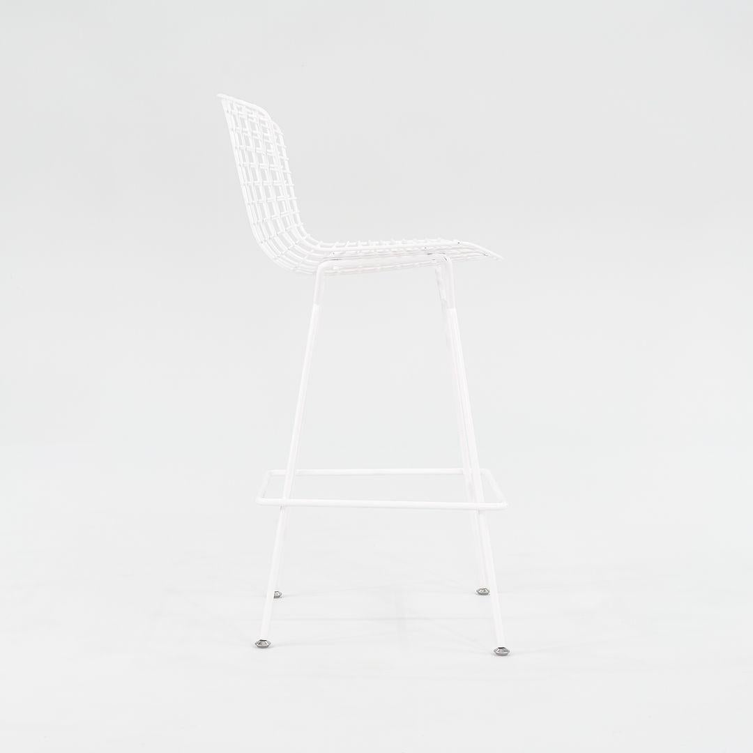 2011 Harry Bertoia für Knoll Barhocker in Weiß, Modell 428C, 9x verfügbar (Stahl) im Angebot
