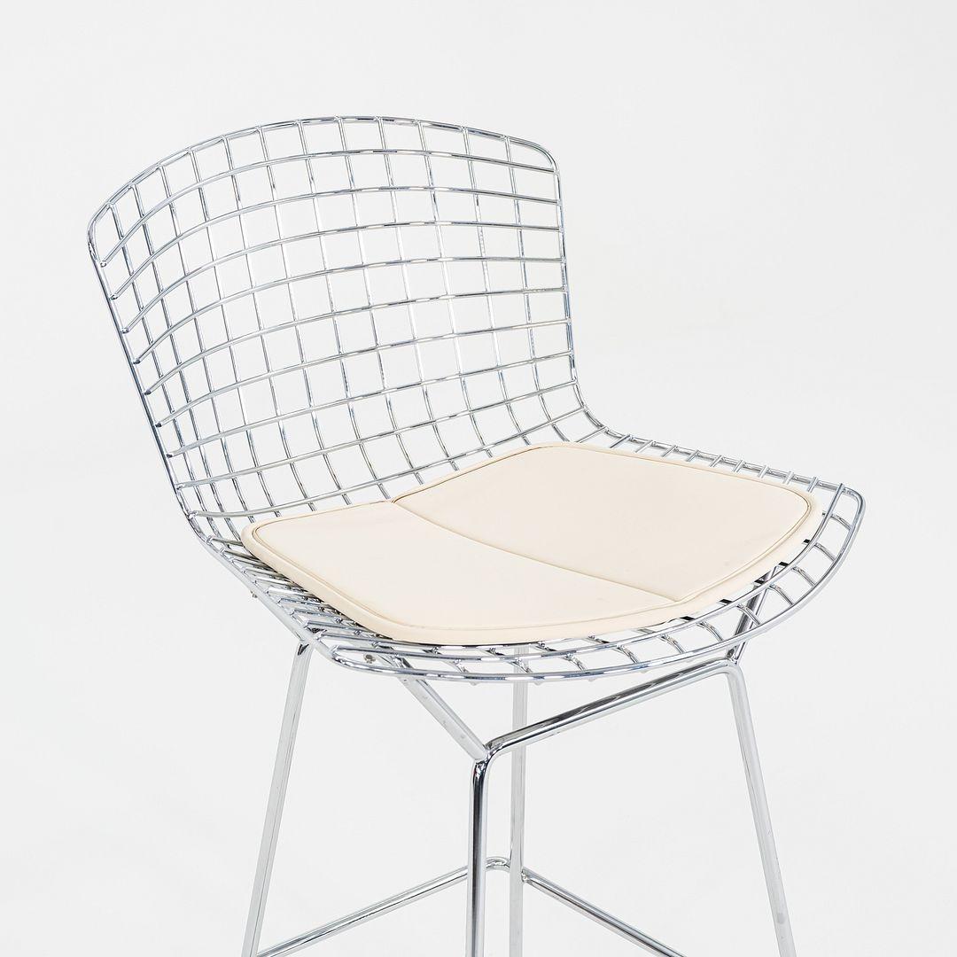 2011 Harry Bertoia per Knoll Sgabelli da bar cromati con padiglioni in tessuto avorio in vendita 5